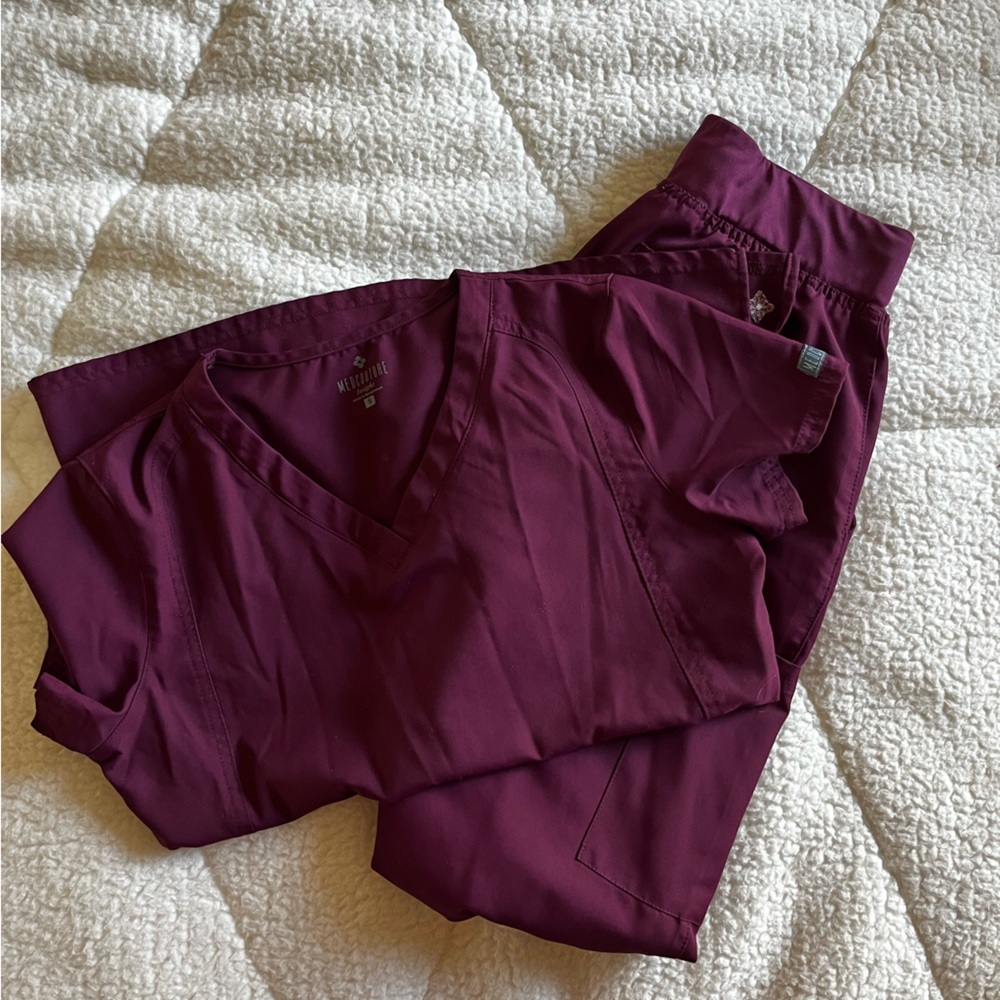 Med Couture Scrub Set